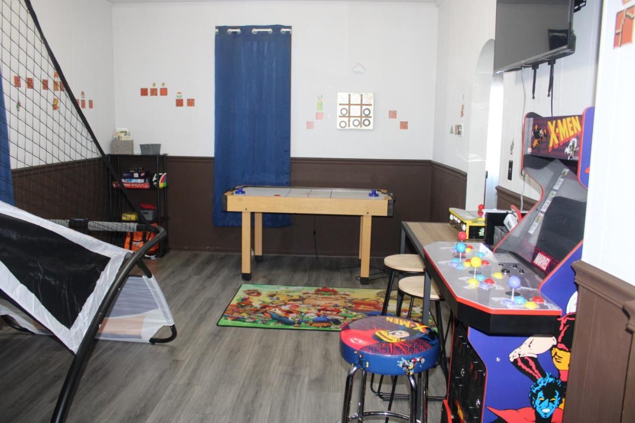 Apartamento The Modern Gem With Game Room!